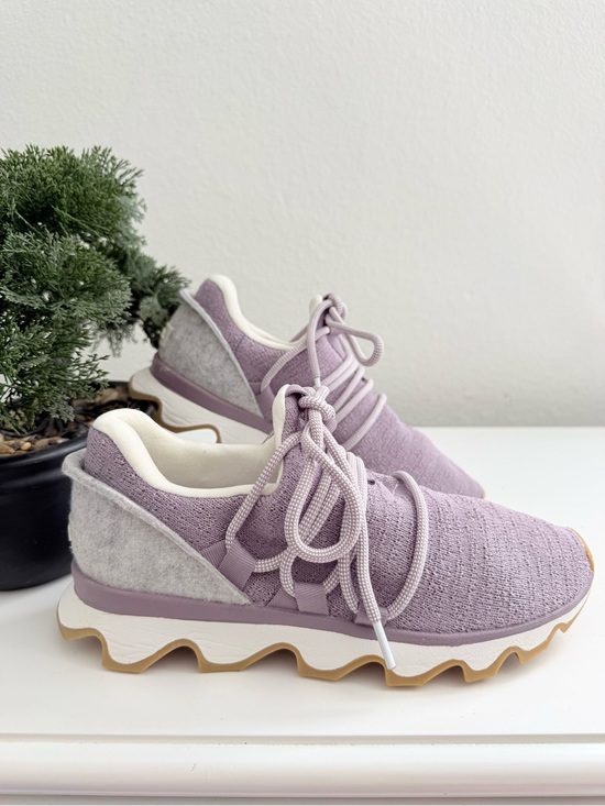Sorel Shoes - Sorel Kinetic Impact Lace women size 6 Lavender Knit Lace-Up Women's Sneakers